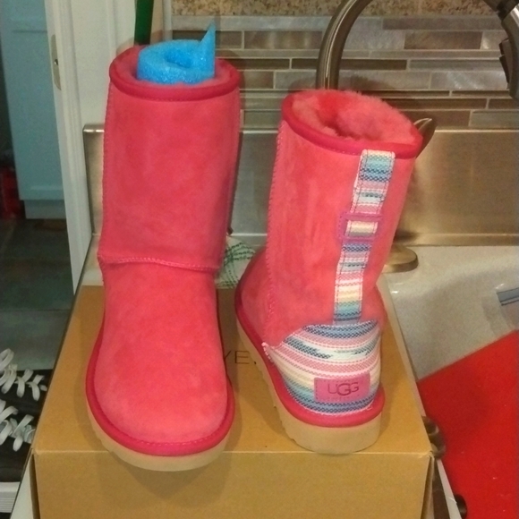 UGG boots. Wonderful. Like New. - Picture 1 of 4
